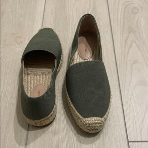 Banana Republic Olive Espadrille Flats